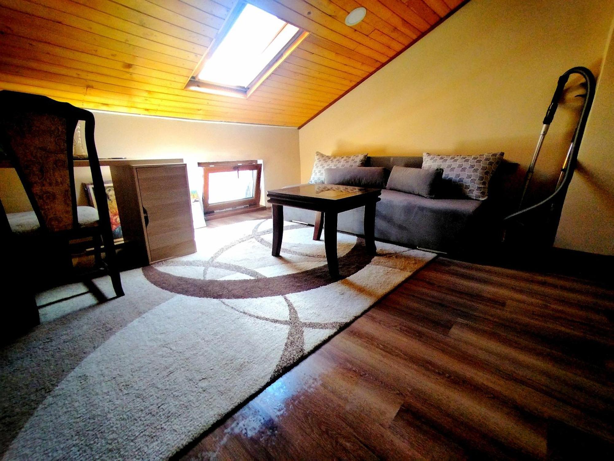 Low Budget Apartment With Breakfast Varna Exterior foto